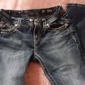 Miss Me Mid-rise Straight size 28